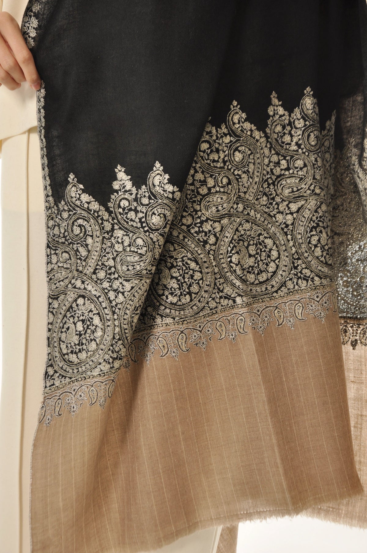 Thin Striped Border Pashmina - Black Pashmina with Ivory Paisley Border