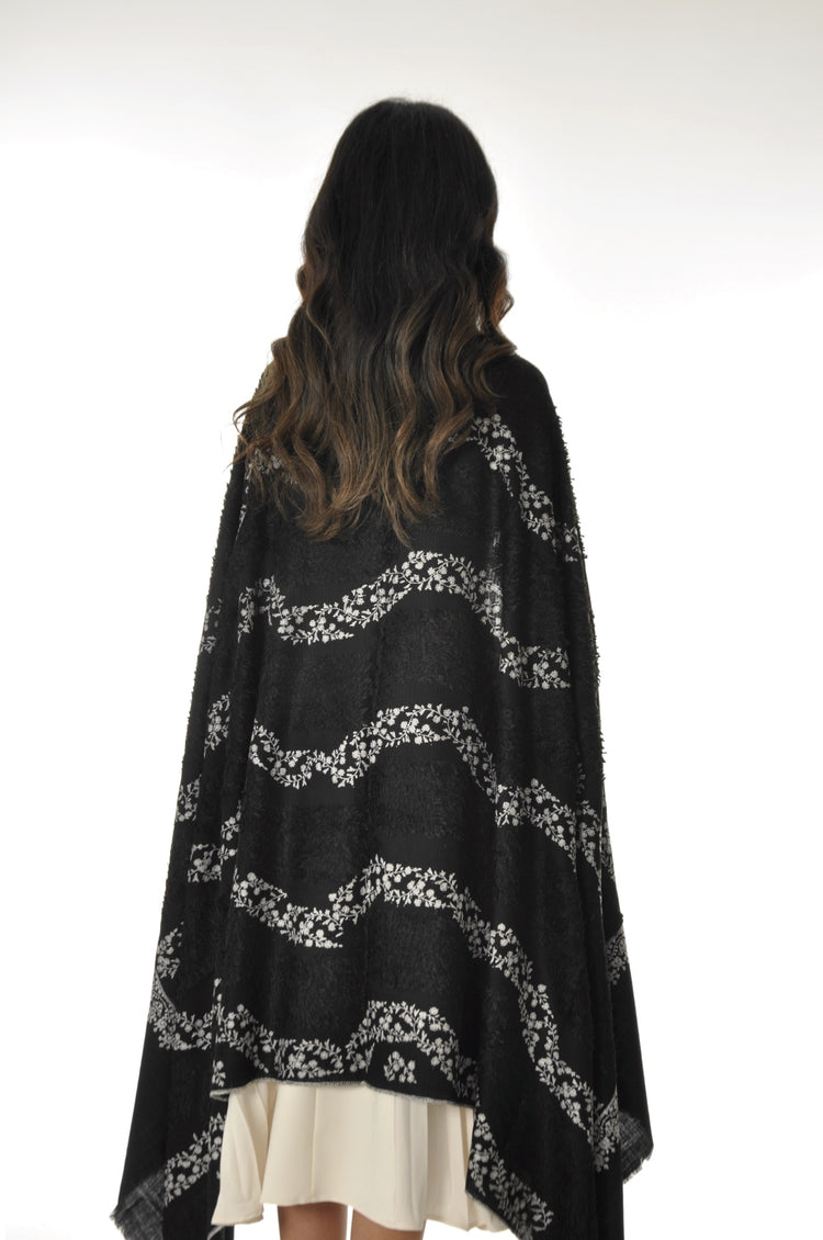 Towel Pashmina with Embroidery - Black