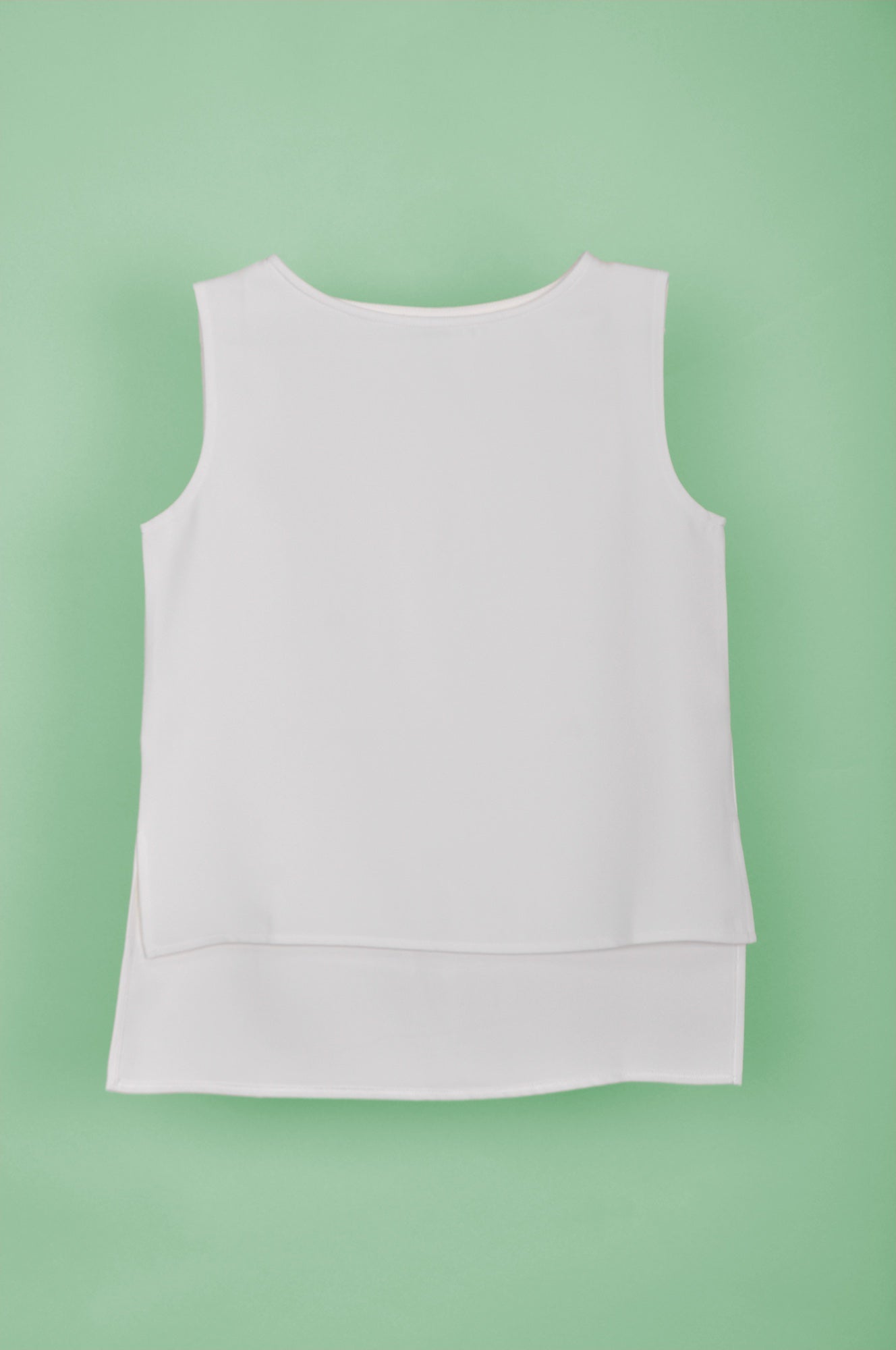 Short in Front - Straight Edges (Textured Fabric)